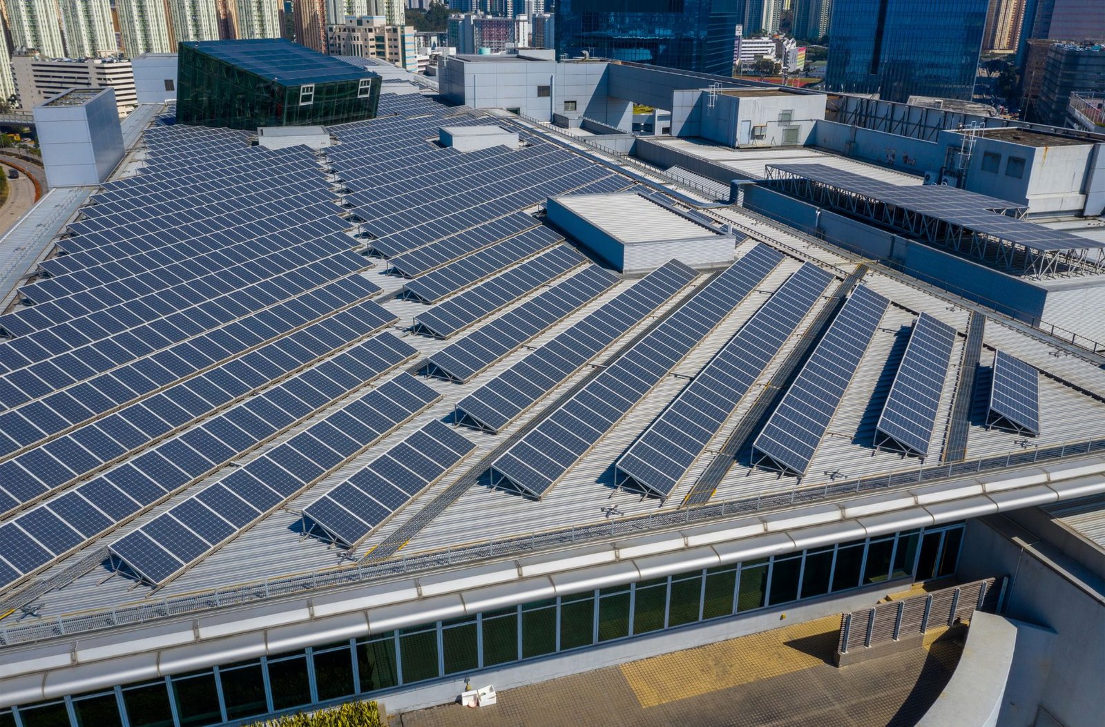 Solar Power for Small Businesses: Financial Savings and Environmental Impact