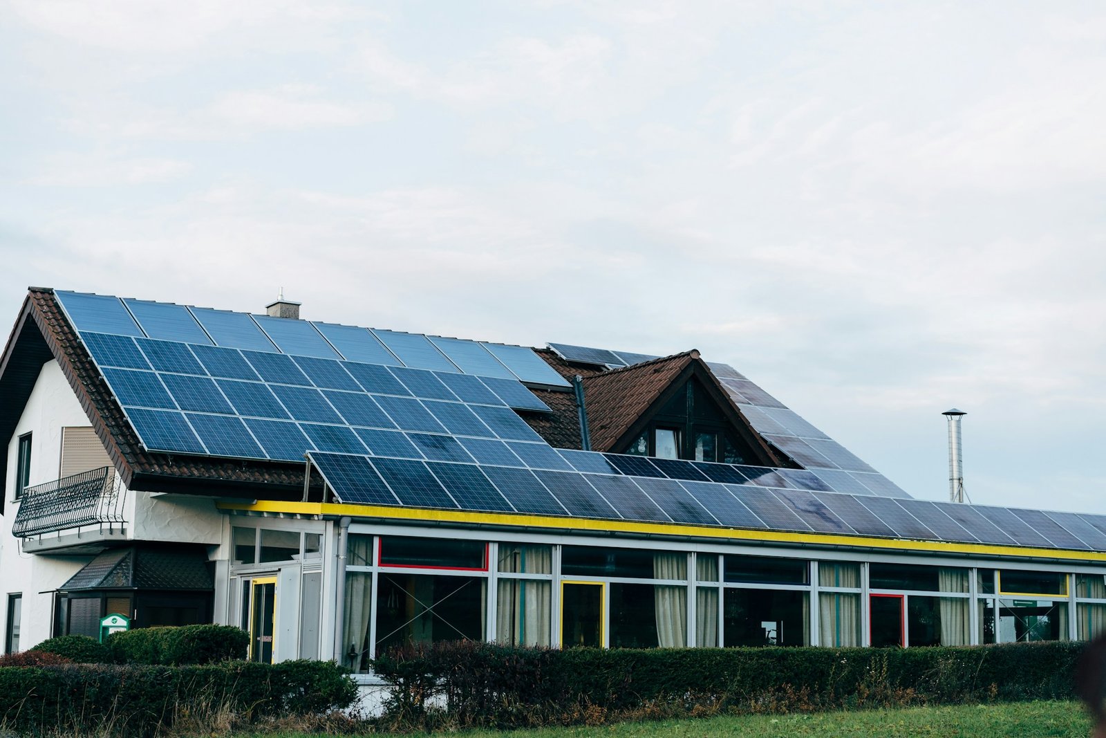Powering Your Home with Solar: Making the Most of Australia’s Rebates