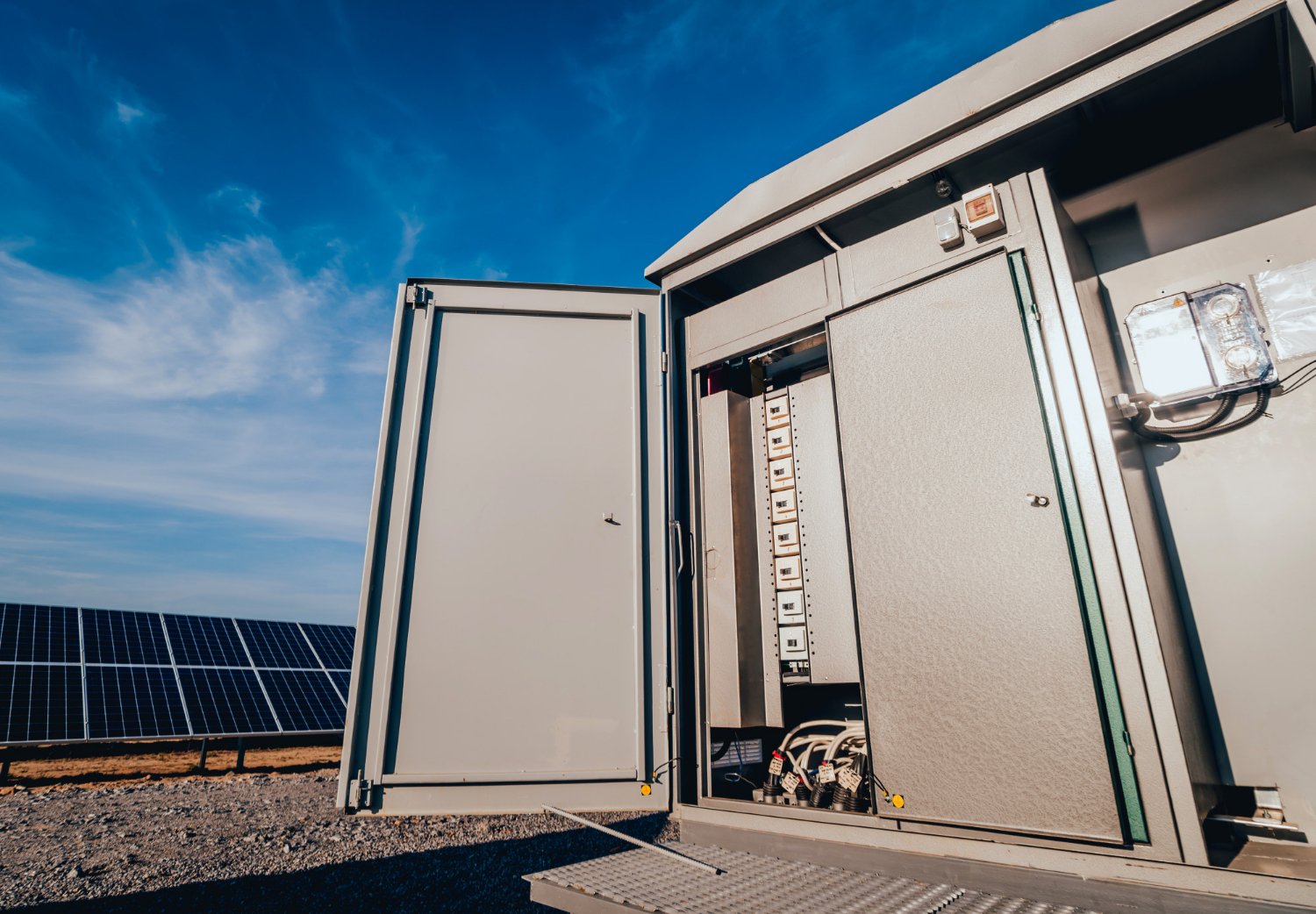 Solar Battery Storage: Maximise Your Solar Investment and Achieve Energy Independence